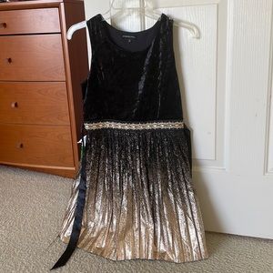 NEW WITH TAGS Juniors Formal Party Dress